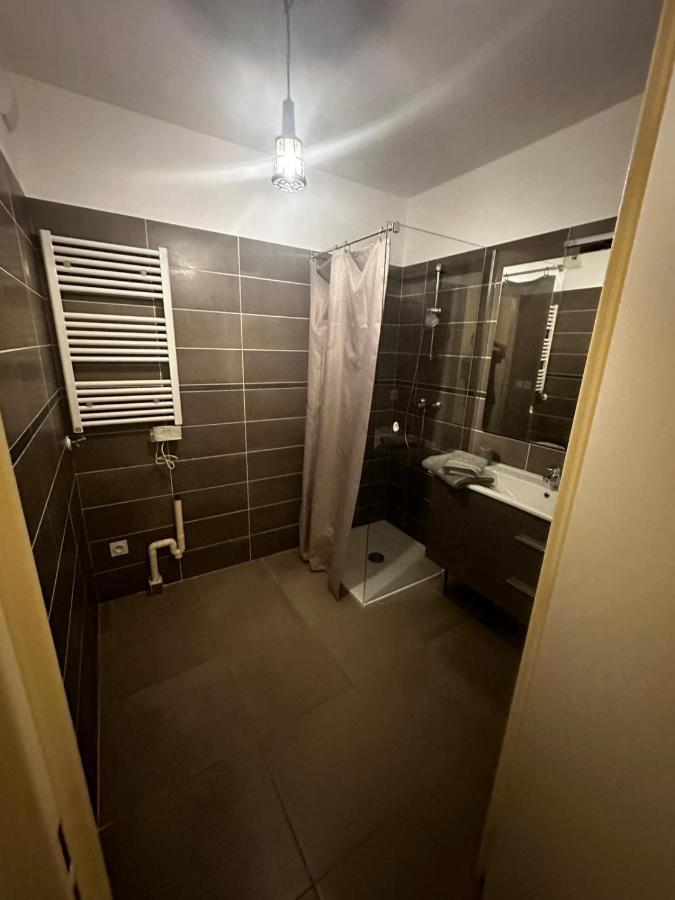 Superbe Appartement Terrasse 2P A 5 Min A Pied Du Vieux Nice, Du Port Et Du Tram Exteriör bild
