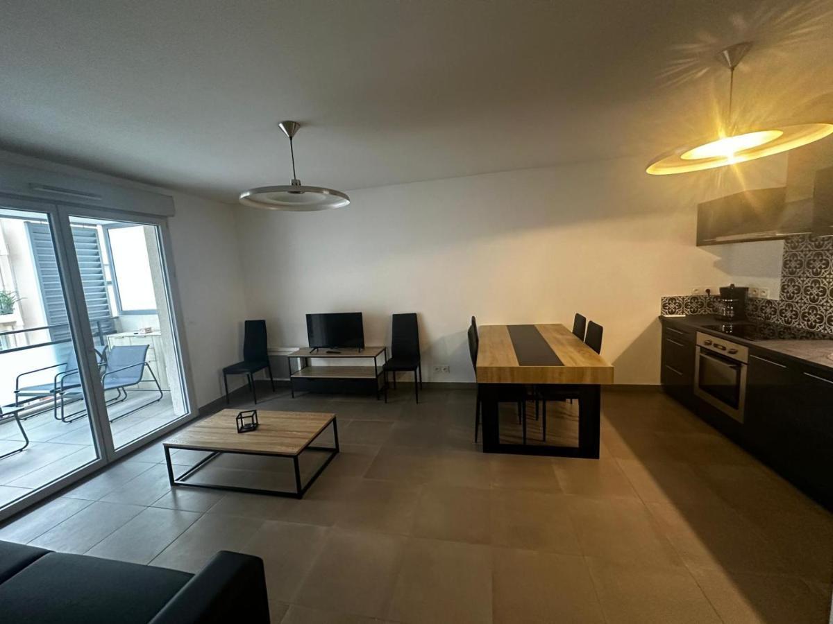 Superbe Appartement Terrasse 2P A 5 Min A Pied Du Vieux Nice, Du Port Et Du Tram Exteriör bild
